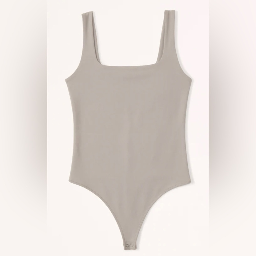 NWT Abercrombie & Fitch | Taupe Seamless Bodysuit | Size M